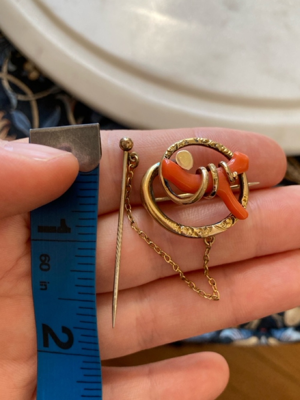Antique Victorian Coral Love Knot Brooch & Safety Chain Stick Pin - Picture 15 of 15
